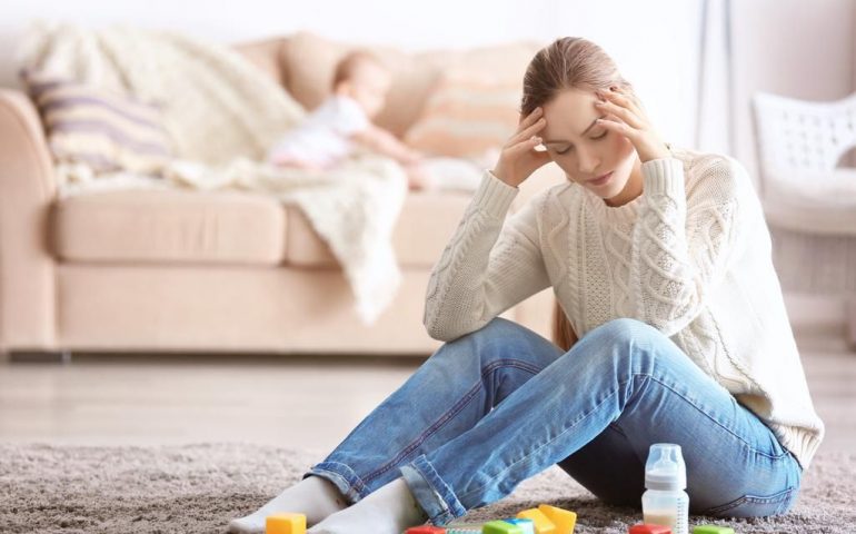 افسردگی پس از زایمان کلینیک طب ایرانی زادمهر