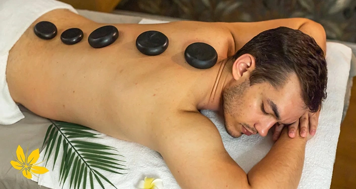 hot stone massage - ماساژ سنگ داغ